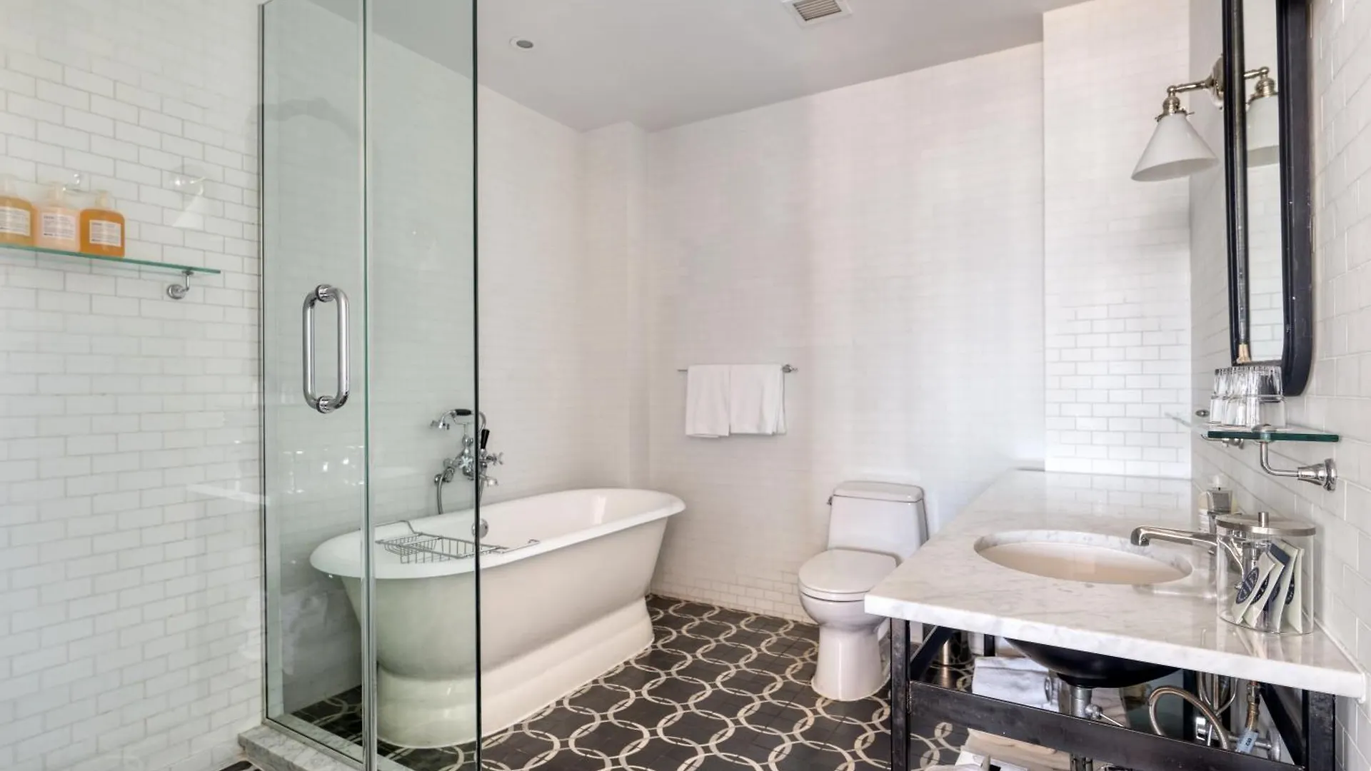 Wythe Hotel New York 4*,